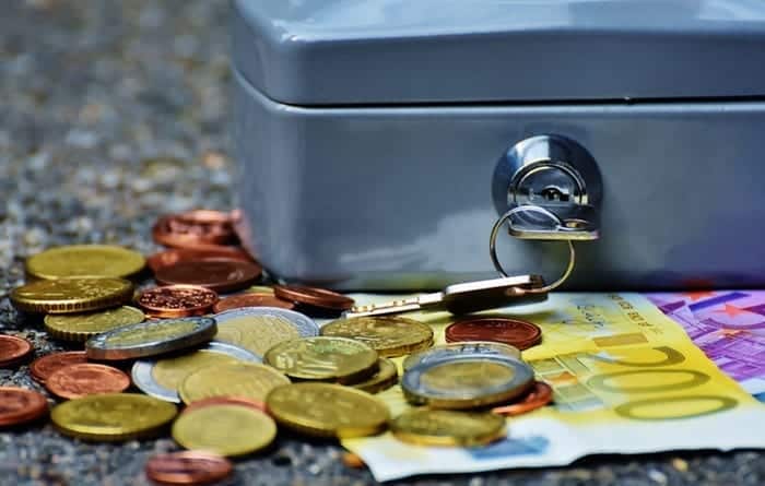 Why Your Business in Hong Kong Needs its Own Bank Account