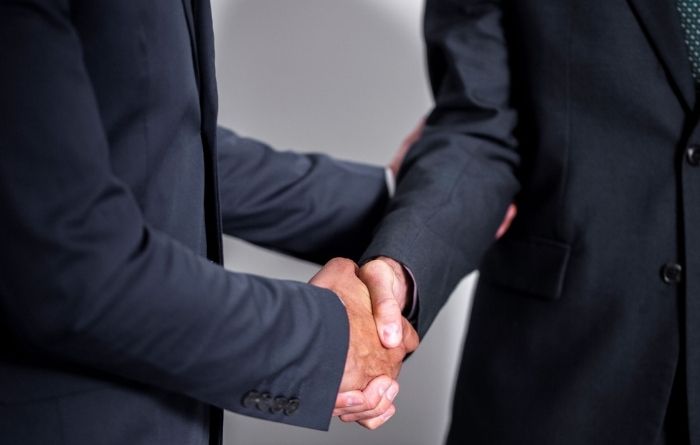 7 Tips to Build Business Relationships